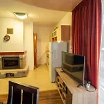 At - An Affordable Village For Families Or Groups Chalet