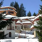 At - An Affordable Village For Families Or Groups Chalet Pamporovo