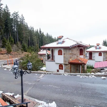 Chalet At - An Affordable Village For Families Or Groups