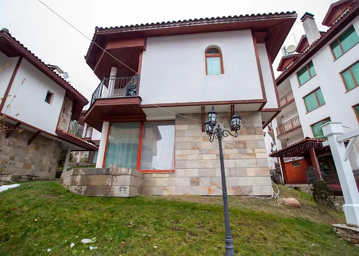 Chalet At - An Affordable Village For Families Or Groups Pamporovo